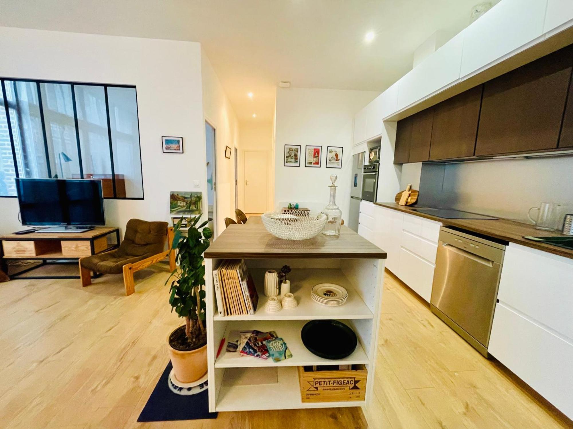 Liberte - Grand Appartement 4 Pers Avec Parking Lille Centre Luaran gambar