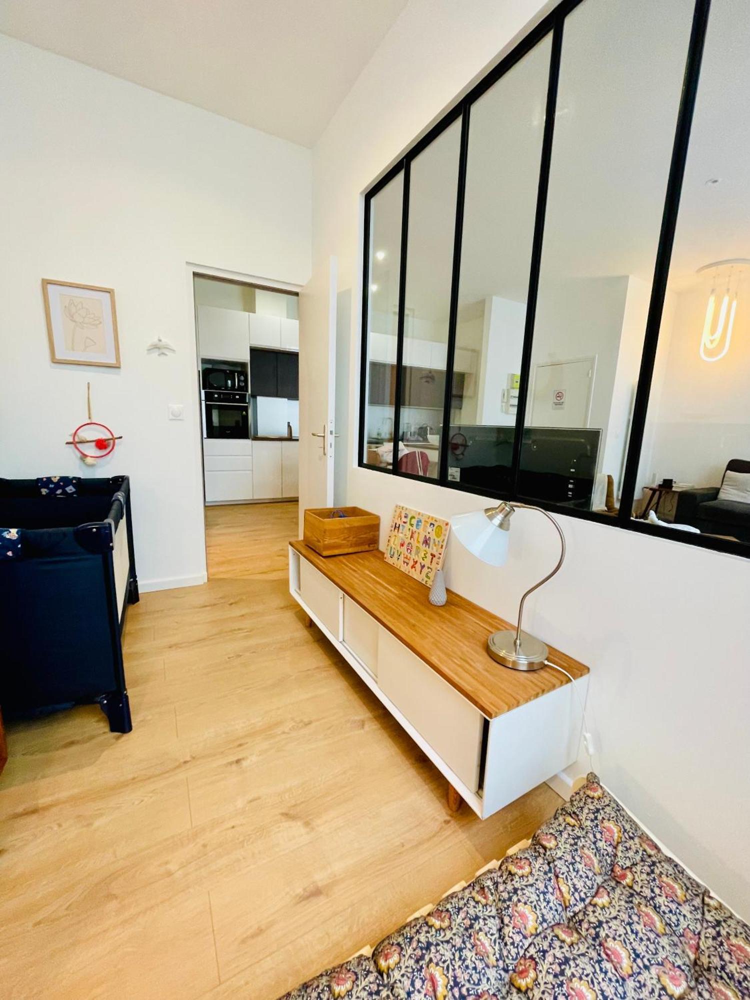 Liberte - Grand Appartement 4 Pers Avec Parking Lille Centre Luaran gambar